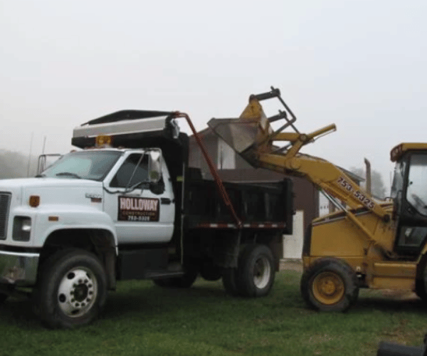 Holloway Construction Company excavating contractor in Jonesborough, Tennessee